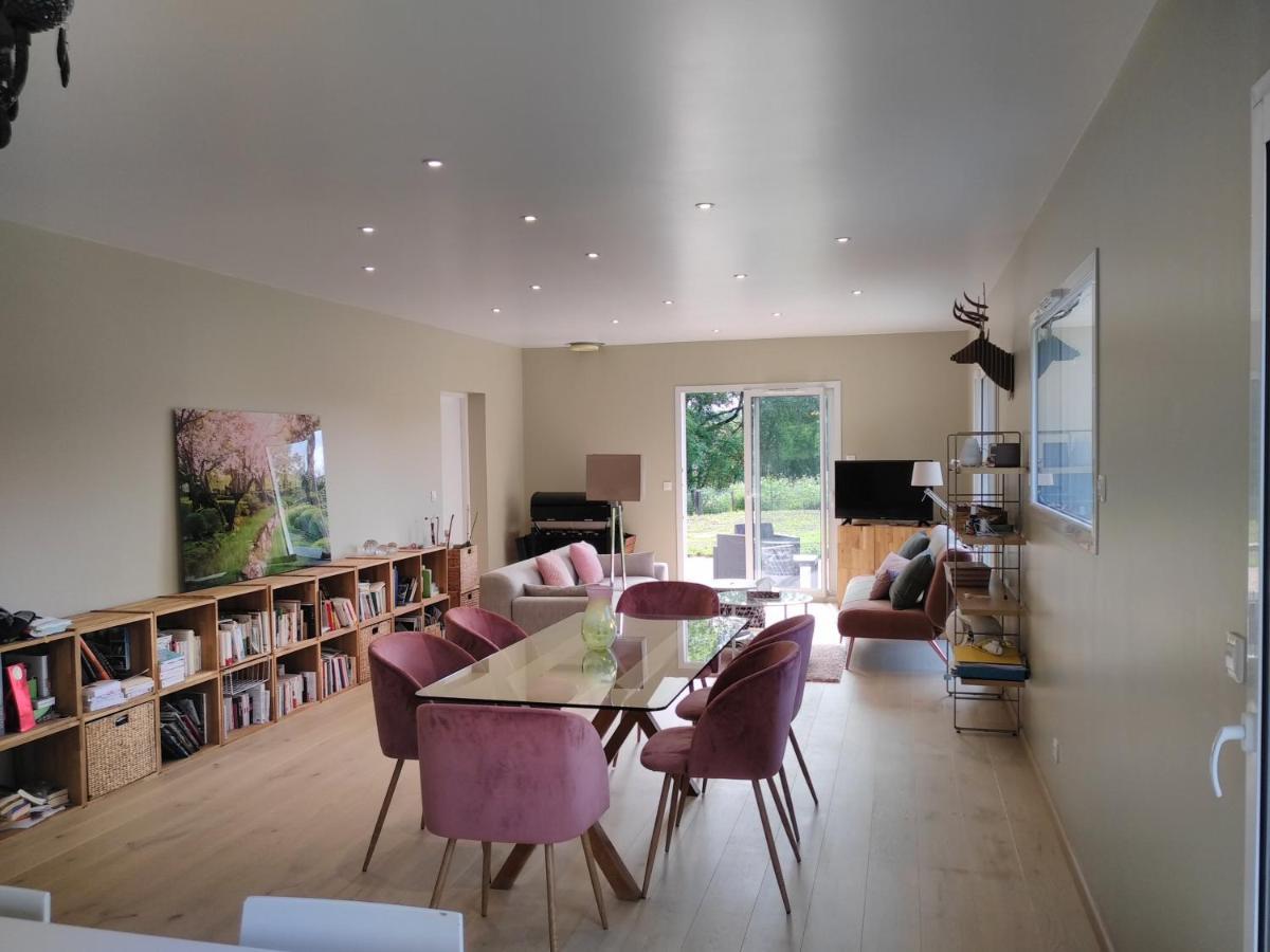La Villa D A Cote Marigny, Lac De Chalain Mont-Sur-Monnet Ngoại thất bức ảnh